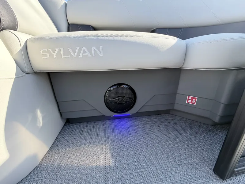 Slide: The Image of Sylvan 8522 LZ MIRAGE 2026 - 3