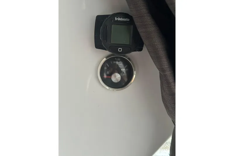 Slide: The Image of Control panel and gauge on 2023 Beneteau Antares 9 boat. - 21