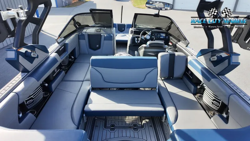 Slide: The Image of Nautique G23 2020 - 24