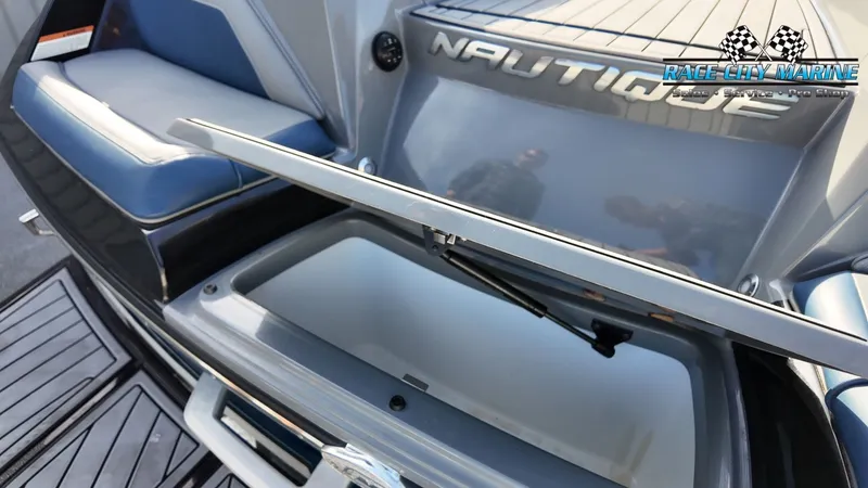 Slide: The Image of Nautique G23 2020 - 43