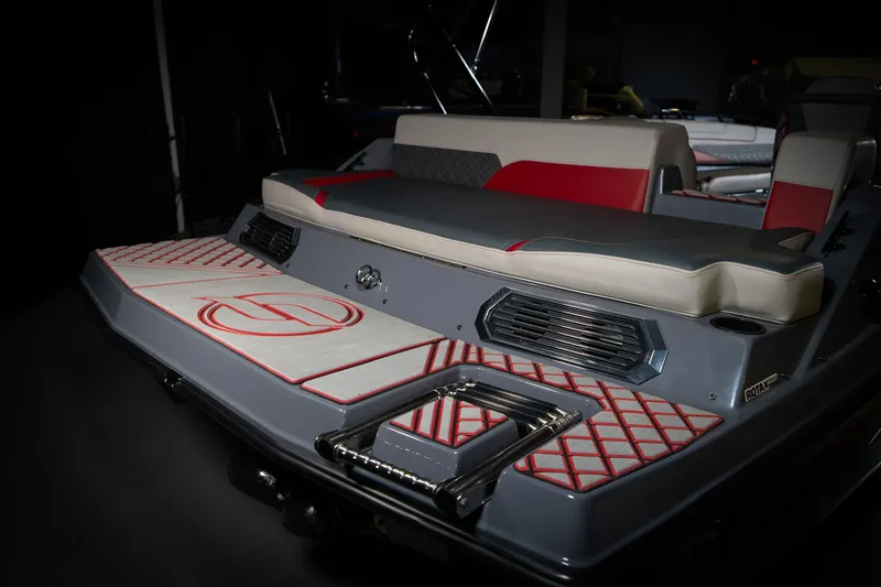 Slide: The Image of Starcraft J17 Jet Boat 2026 - 22