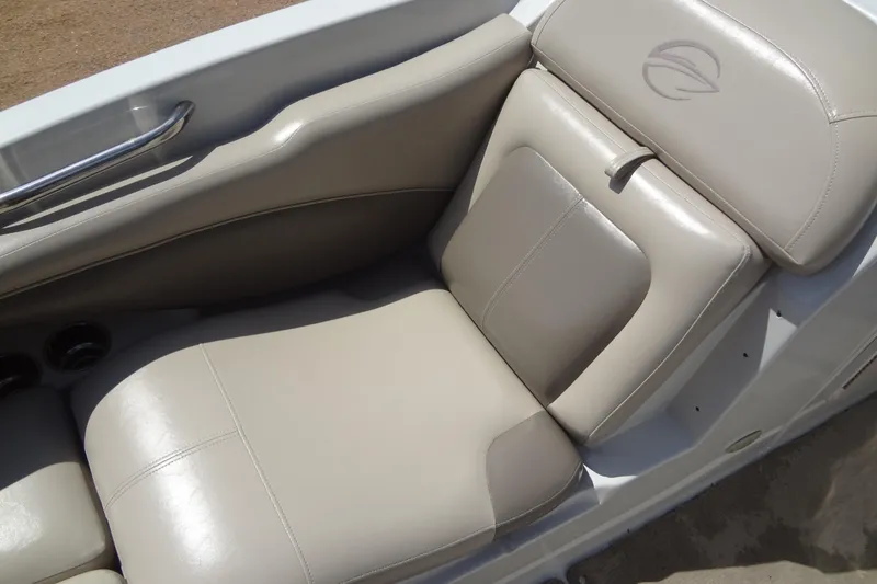 Slide: The Image of 2013 Crownline Eclipse E4 boat seat with beige leather upholstery. - 12