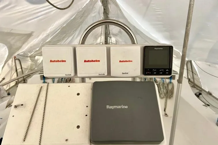 Slide: The Image of Cockpit of 1998 Catalina 36 MkII with Autopilot and Raymarine navigation equipment. - 10