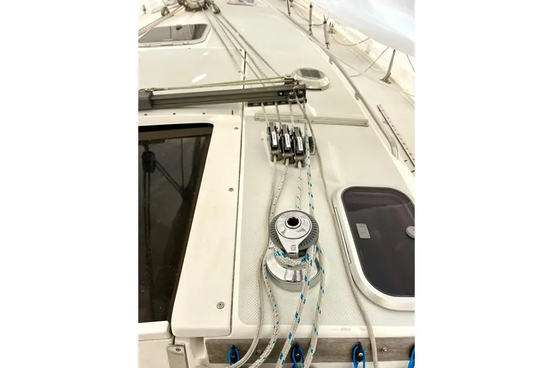Slide: The Image of Deck of 1998 Catalina 36 MkII sailboat with winch and ropes. - 12