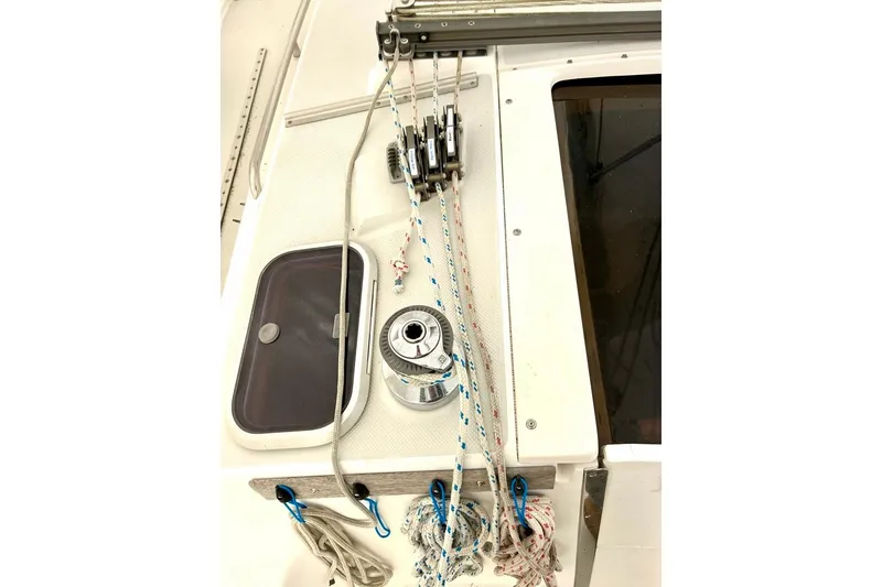 Slide: The Image of Deck of 1998 Catalina 36 MkII sailboat with winch and ropes. - 3