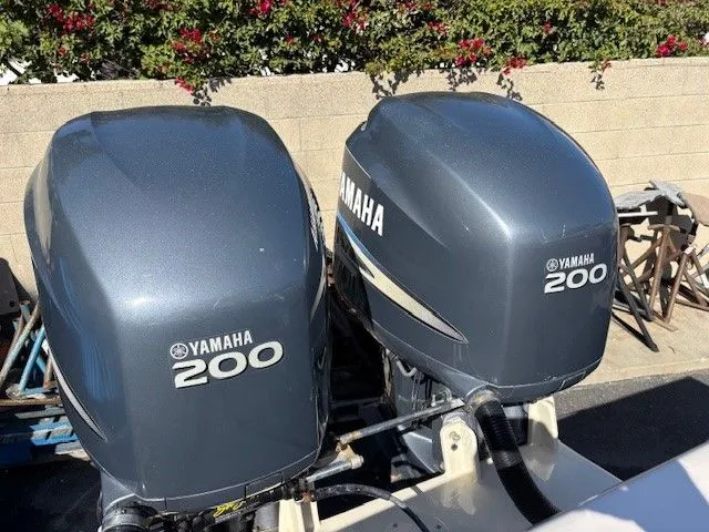 Slide: The Image of Grady-White Gulfstream 232 2007 - 14