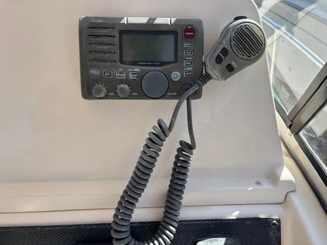 Slide: The Image of Grady-White Gulfstream 232 2007 - 20