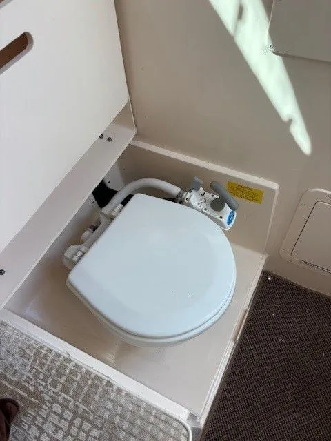 Slide: The Image of Grady-White Gulfstream 232 2007 - 26