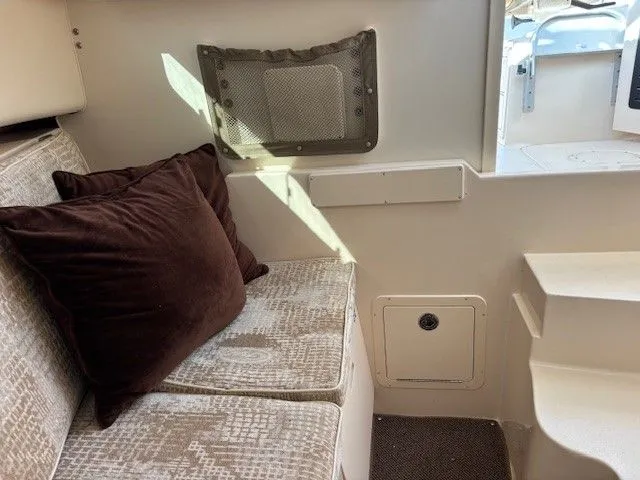 Slide: The Image of Grady-White Gulfstream 232 2007 - 28