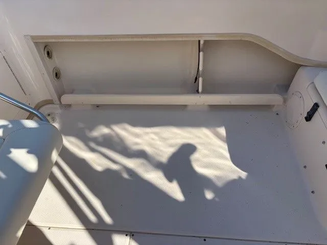 Slide: The Image of Grady-White Gulfstream 232 2007 - 4