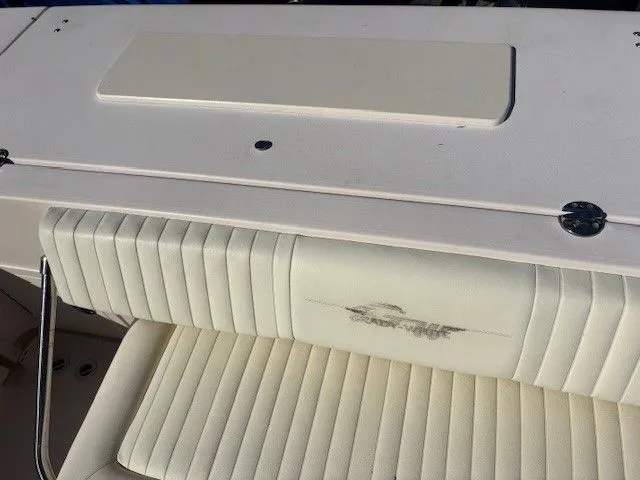 Slide: The Image of Grady-White Gulfstream 232 2007 - 8