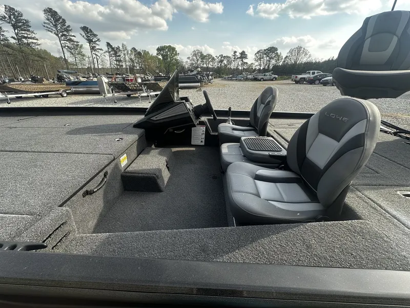 Slide: The Image of Lowe Stinger 195 2026 - 5