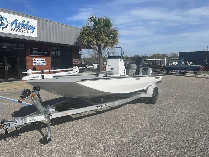 Slide: The Image of Vexus Defender 201 BAY-SUZUKI 115SS 2026 - 2