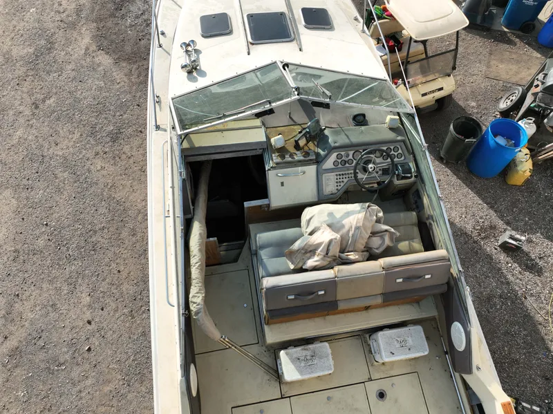 Slide: The Image of Sea Ray 270 Sundancer 1985 - 7