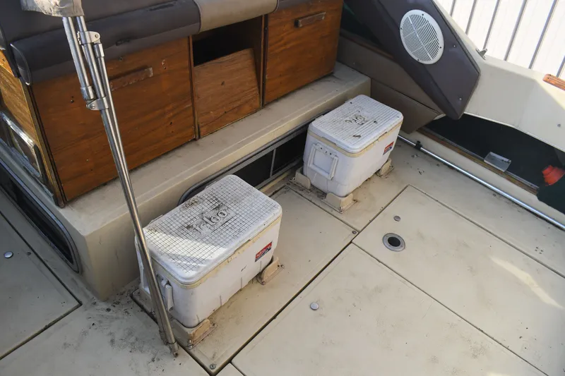 Slide: The Image of Sea Ray 270 Sundancer 1985 - 9