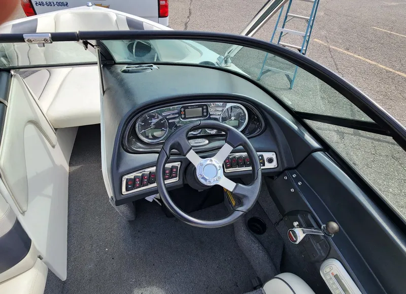 Slide: The Image of Malibu V-Ride Wakesetter 2008 - 20