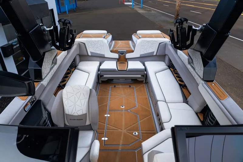 Slide: The Image of Nautique Super Air Nautique G25 Paragon 2021 - 10