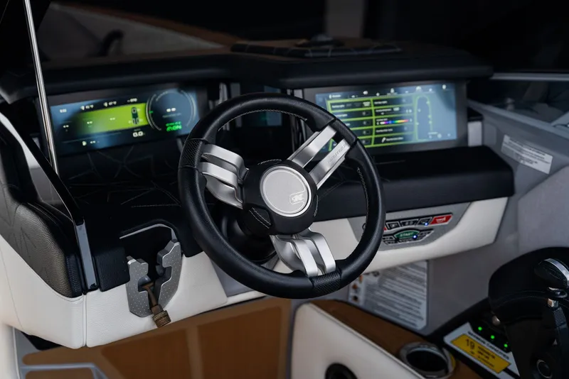 Slide: The Image of Nautique Super Air Nautique G25 Paragon 2021 - 9