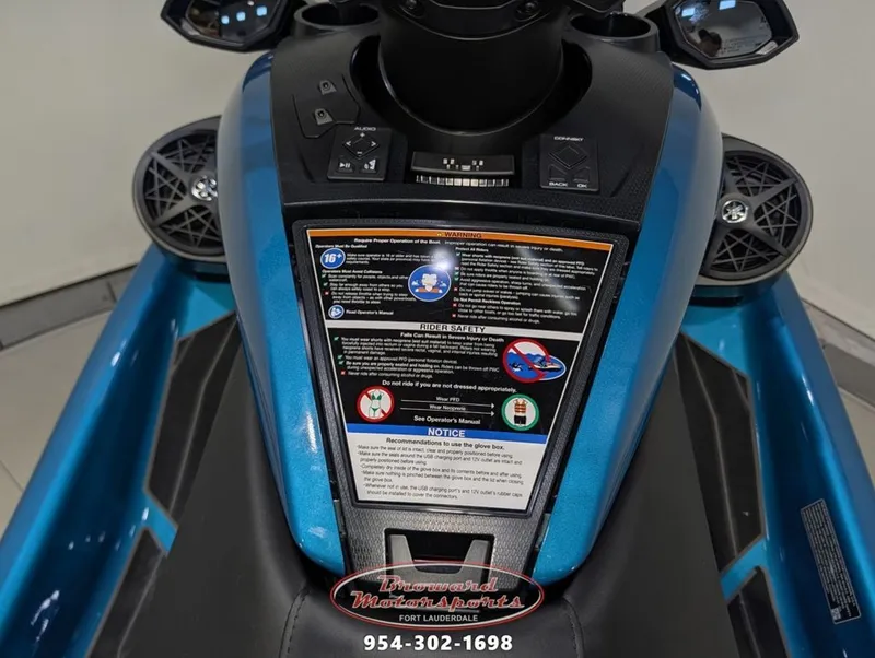 Slide: The Image of Yamaha FX Cruiser SVHO® 2026 - 26