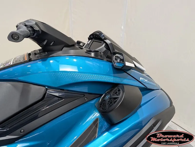 Slide: The Image of Yamaha FX Cruiser SVHO® 2026 - 16