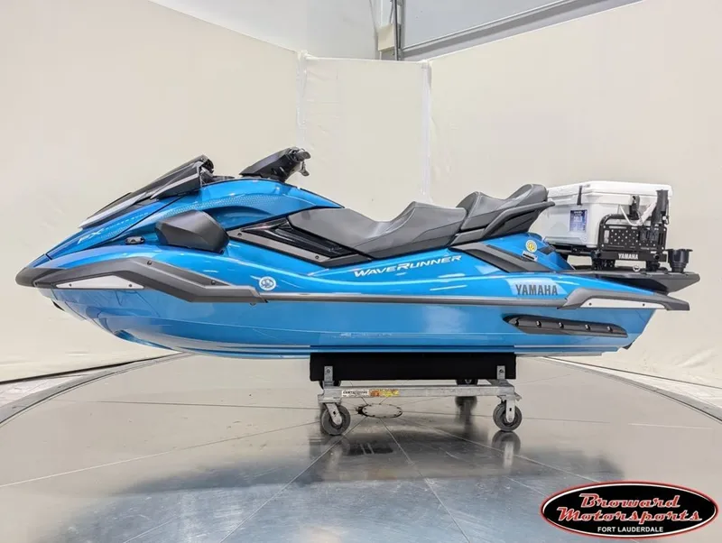 Slide: The Image of Yamaha FX Cruiser SVHO® 2026 - 4