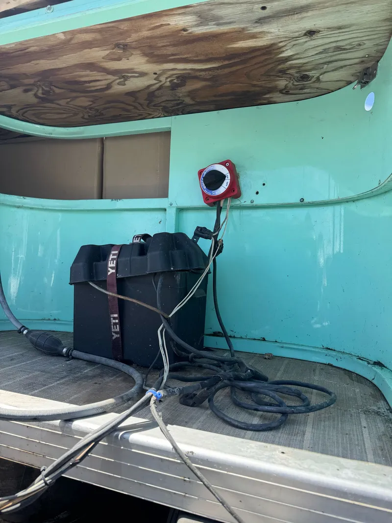 Slide: The Image of Bentley Pontoons 240 CRUISE 2007 - 5