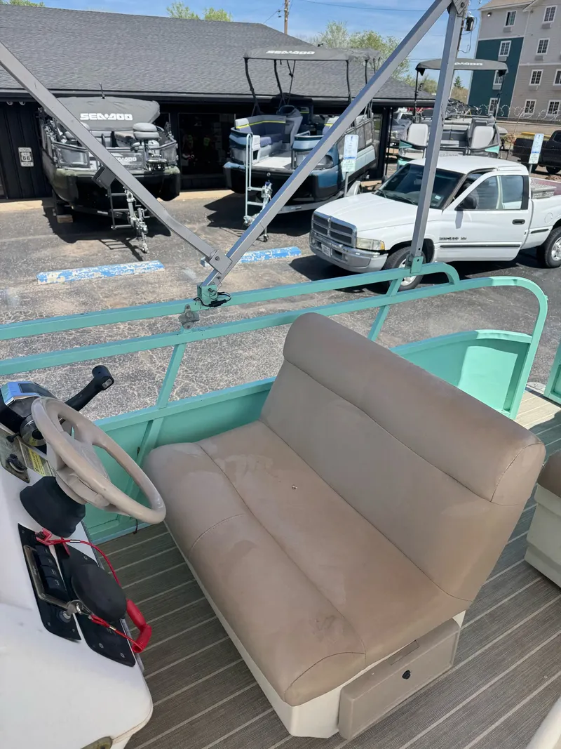 Slide: The Image of Bentley Pontoons 240 CRUISE 2007 - 7