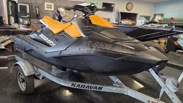 The Image of Sea-Doo Spark 2up 2019 - 1