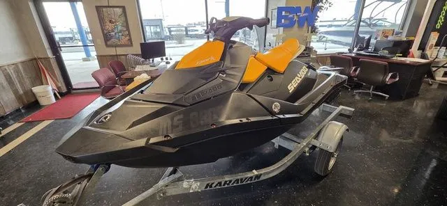 Slide: The Image of Sea-Doo Spark 2up 2019 - 5