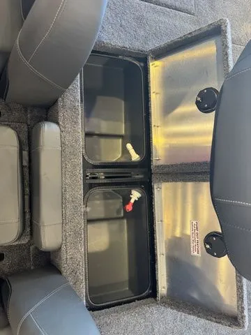 Slide: The Image of Tracker Pro Team 195 TXW 2026 - 10