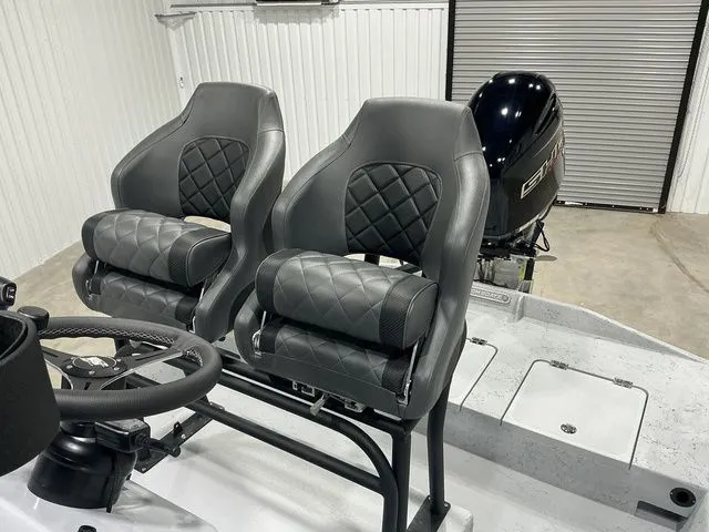 Slide: The Image of Freedom 21' Commander 2025 - 21