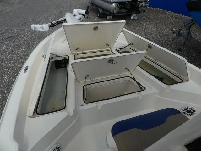 Slide: The Image of Skeeter SX 2250 2014 - 12