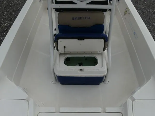 Slide: The Image of Skeeter SX 2250 2014 - 16