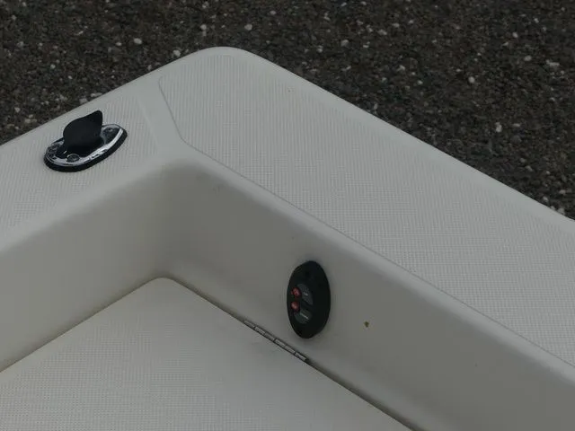 Slide: The Image of Skeeter SX 2250 2014 - 25