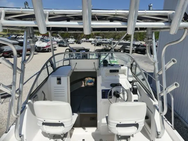 Slide: The Image of Cobia 230 Walkaround 2001 - 12