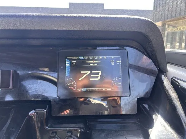 Slide: The Image of Yamaha 212X 2020 - 17