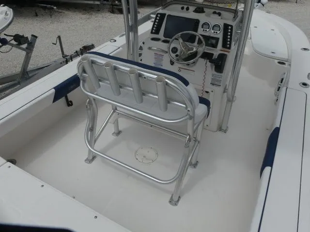 Slide: The Image of Robalo 226 Cayman 2019 - 10