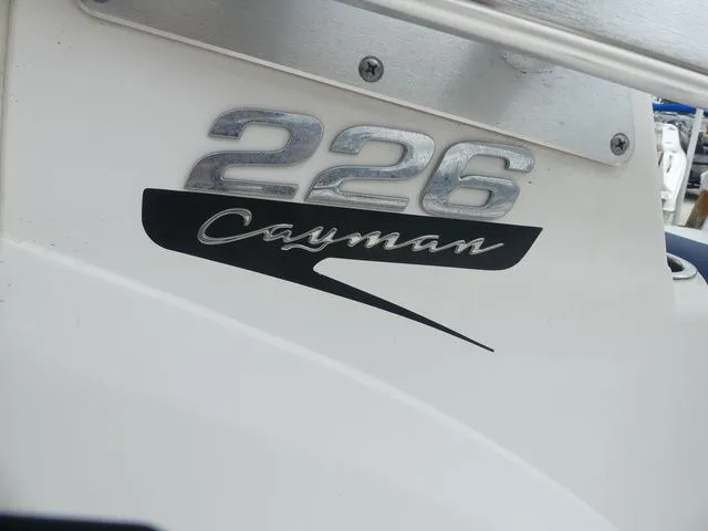 Slide: The Image of Robalo 226 Cayman 2019 - 18