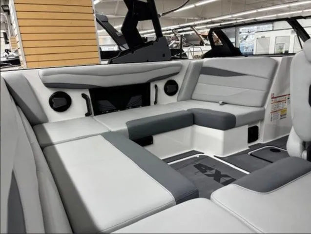 Slide: The Image of Axis Wake Research A200 2026 - 9