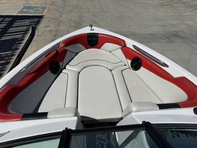 Slide: The Image of Nautique Super Air Nautique 230 2012 - 11