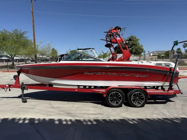 Slide: The Image of Nautique Super Air Nautique 230 2012 - 6