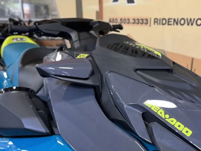 Slide: The Image of Sea-Doo Wake 170 BRP Premium Audio, iDF, iBR 2026 - 10