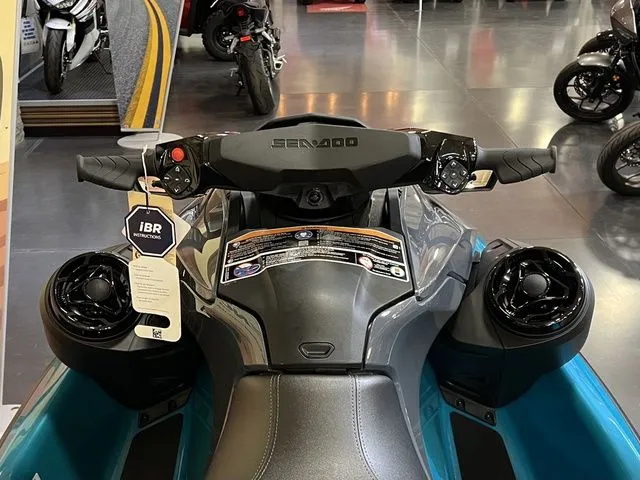 Slide: The Image of Sea-Doo Wake 170 BRP Premium Audio, iDF, iBR 2026 - 6