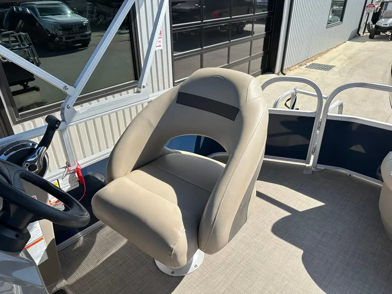 Slide: The Image of Sun Tracker Party Barge DLX 18 2021 - 18