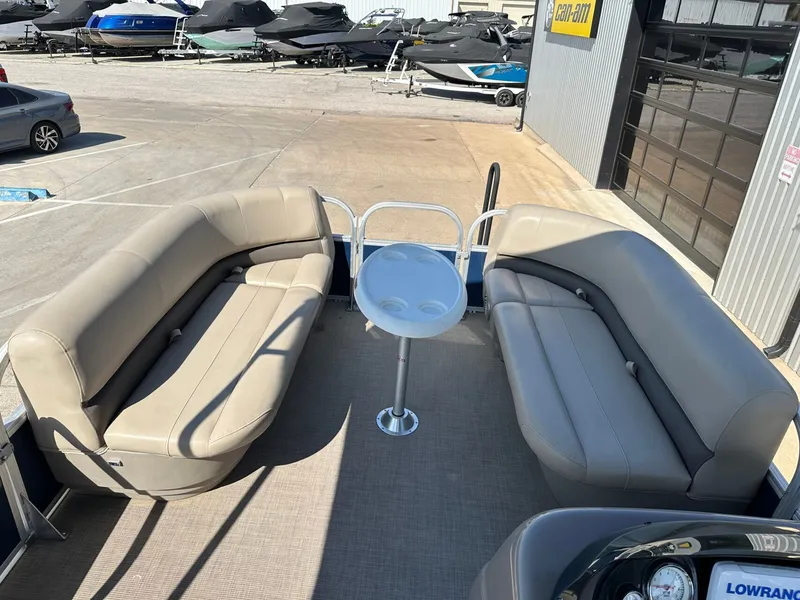 Slide: The Image of Sun Tracker Party Barge DLX 18 2021 - 23