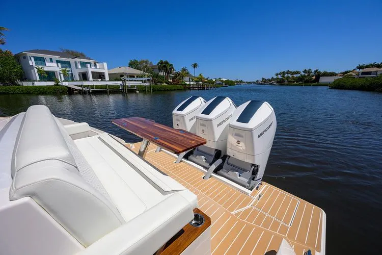 Slide: The Image of 2025 Tiara Yachts 48 Le - Image 10 - 10