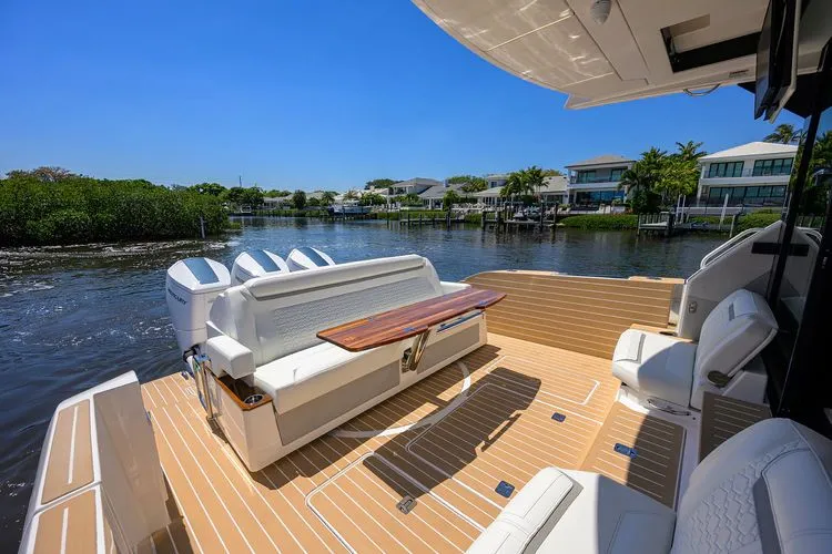 Slide: The Image of 2025 Tiara Yachts 48 Le - Image 16 - 16