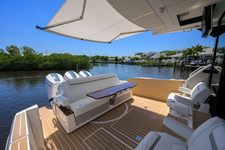 Slide: The Image of 2025 Tiara Yachts 48 Le - Image 17 - 17