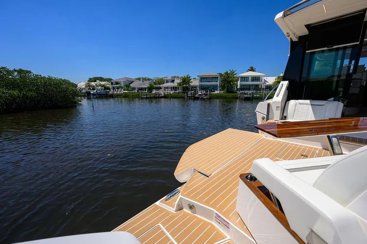 Slide: The Image of 2025 Tiara Yachts 48 Le - Image 19 - 19