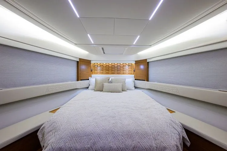 Slide: The Image of 2025 Tiara Yachts 48 Le - Image 30 - 30